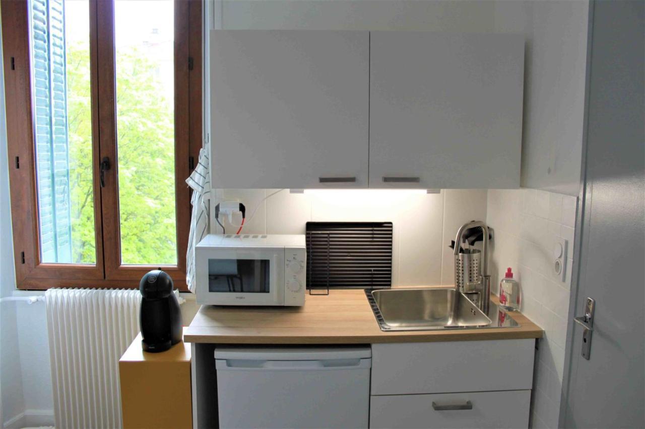 Tres Beau Studio Centre Ville, Au Calme Annecy Exteriör bild